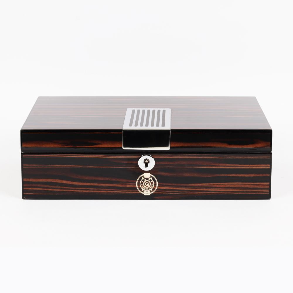 HQ Luxury Watch Box, 8 Watch Slot Smooth Wood