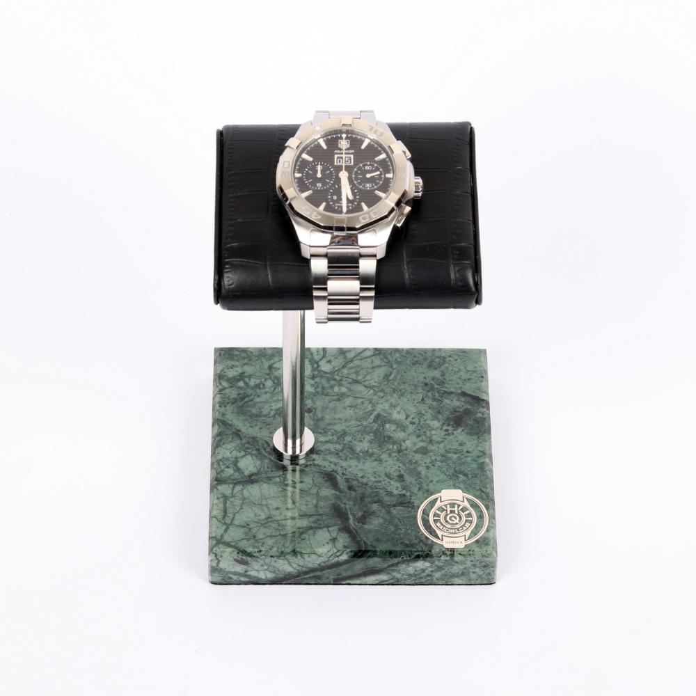 Lavish Chrono Display Opulent Emerald